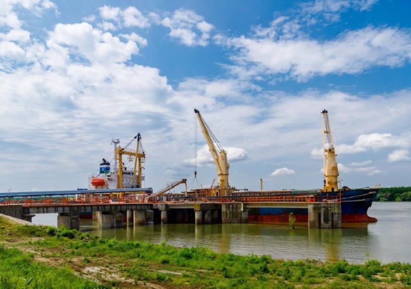 Сучасний морський термінал.  Дунай, Одеська обл.